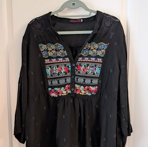 Johnny Was Black Embellished 3/4 Sleeve Blouse
